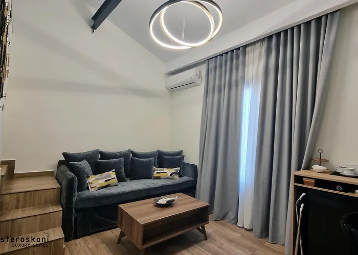 Asteroskoni Luxury דירה